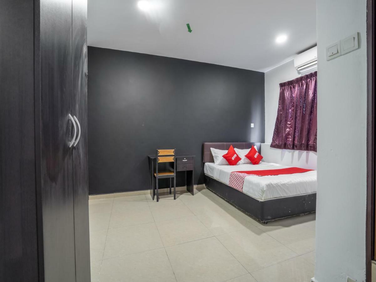 Oyo 1167 Rest And Go Hotel Klang Exterior foto